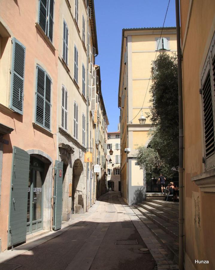 Loft 80m2 en plein cœur de la vieille ville 3 étoiles Tolone Esterno foto