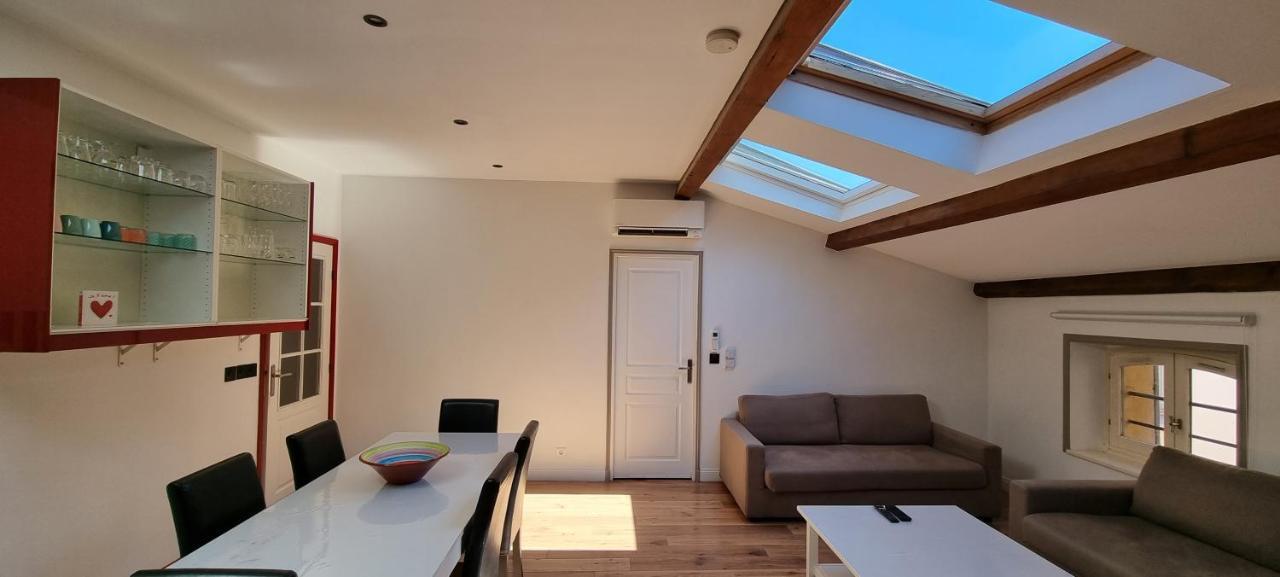Loft 80m2 en plein cœur de la vieille ville 3 étoiles Tolone Esterno foto
